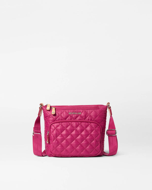 METRO SCOUT CROSSBODY DELUXE in Raspberry