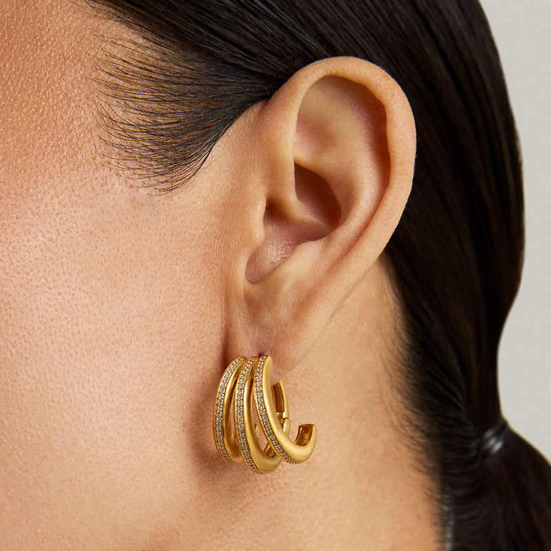 DAUPHINE PAVE HOOP EARRINGS in Gold