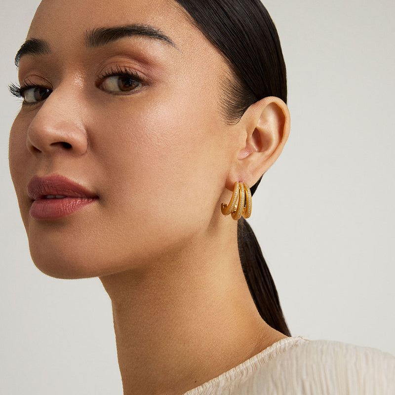 DAUPHINE PAVE HOOP EARRINGS in Gold