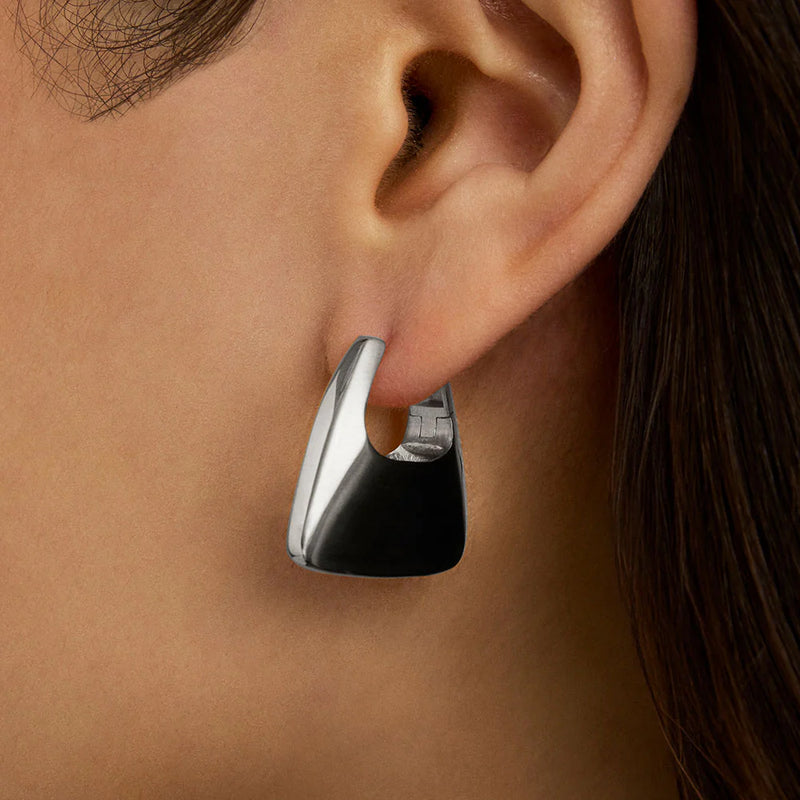 OSLO HINGED HOOPS in Silver