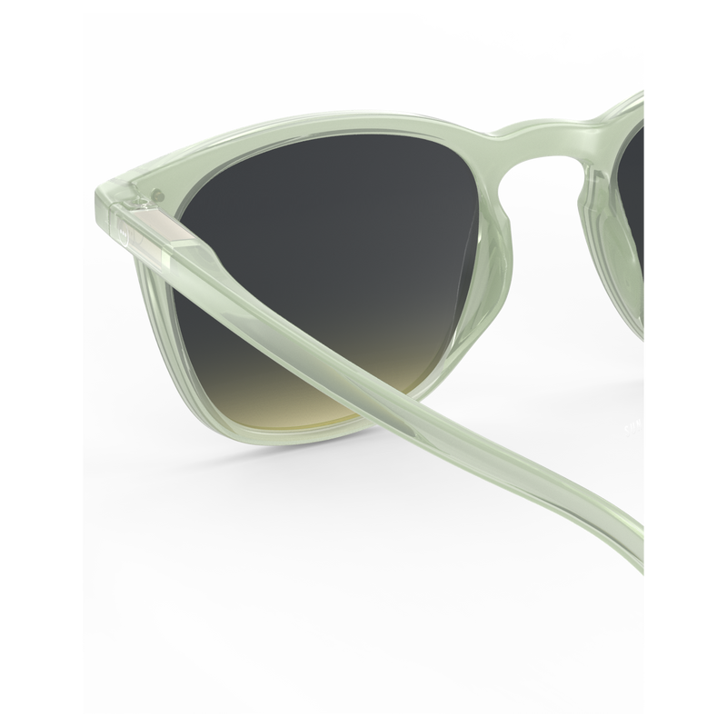 SUNGLASSES and SUN READERS #E QUIET GREEN
