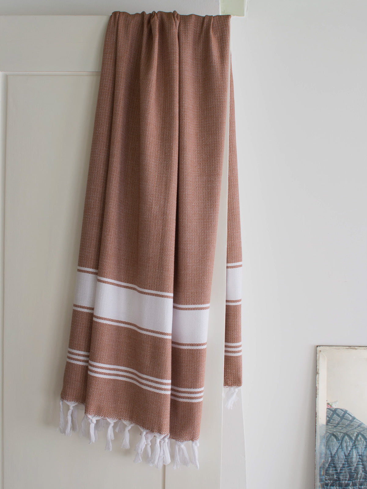 HONEYCOMB TOWEL BROWN WHITE ONE 2 ONE ONLINE